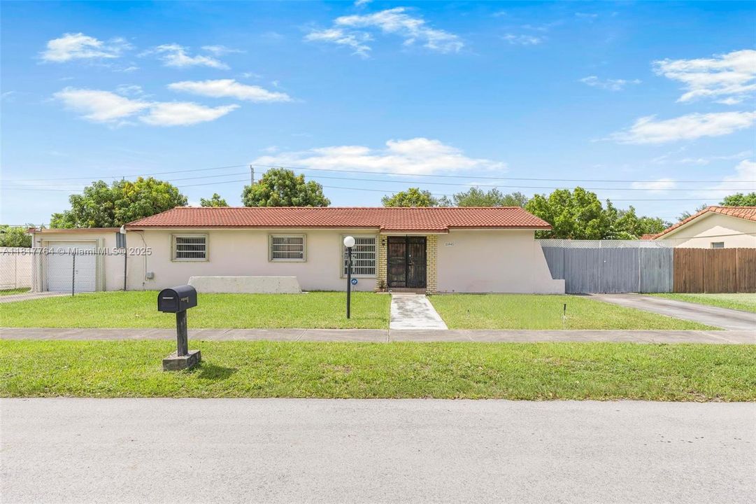 Vendido Recientemente: $680,000 (3 camas, 2 baños, 1325 Pies cuadrados)