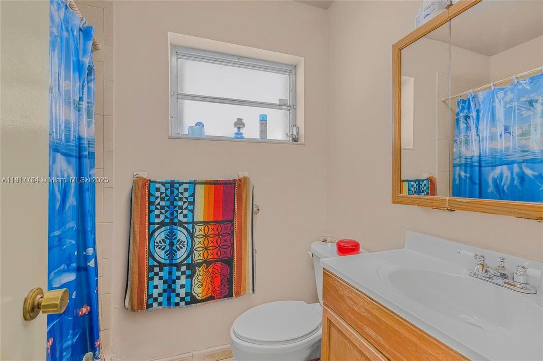 Vendido Recientemente: $680,000 (3 camas, 2 baños, 1325 Pies cuadrados)