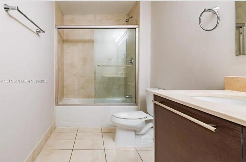 For Sale: $410,000 (1 beds, 1 baths, 838 Square Feet)