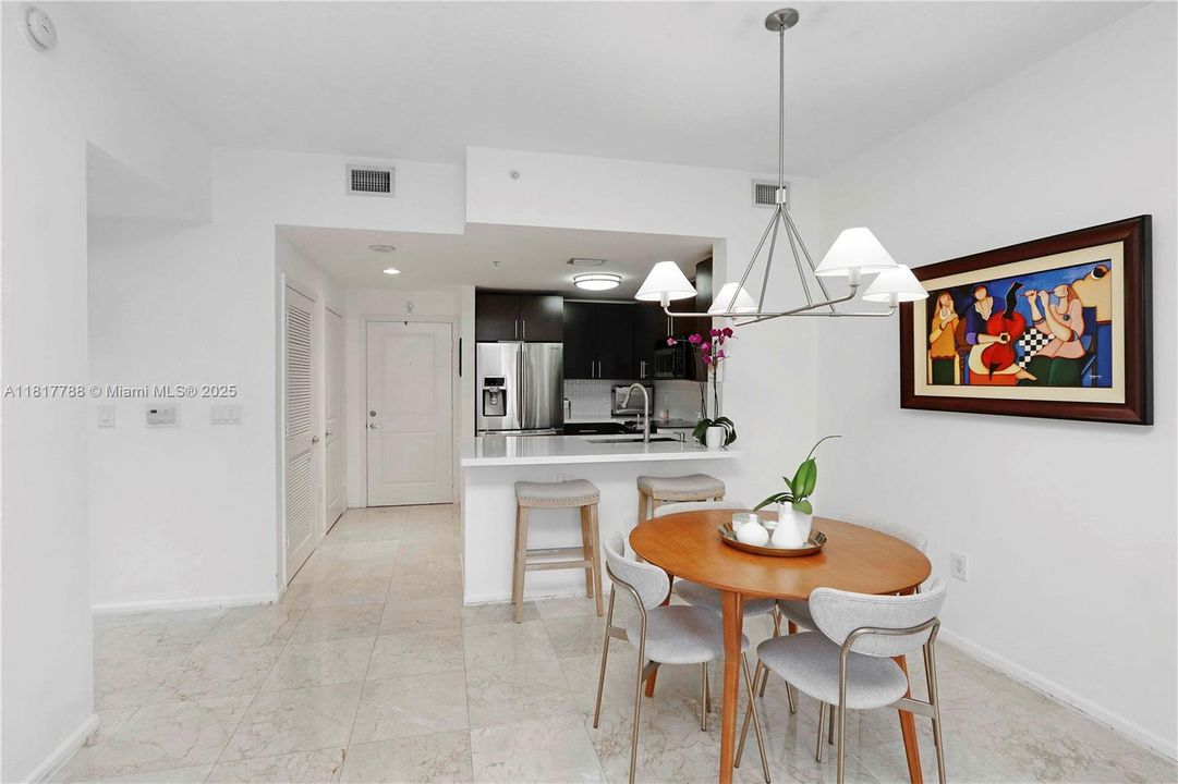 Vendido Recientemente: $499,000 (1 camas, 1 baños, 798 Pies cuadrados)