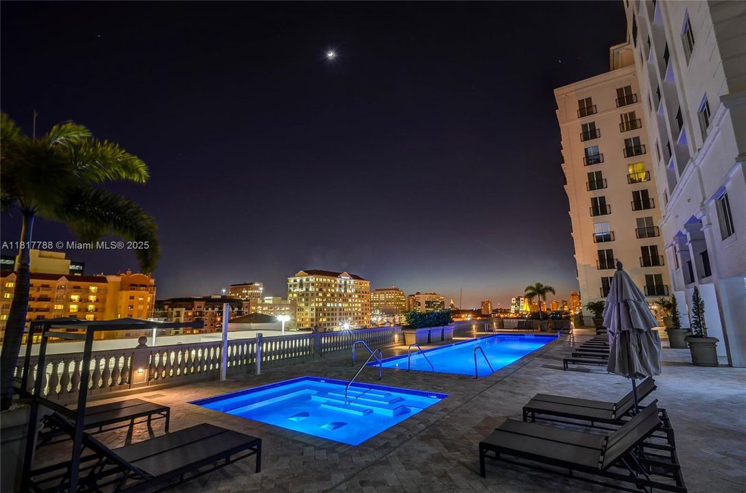 Vendido Recientemente: $499,000 (1 camas, 1 baños, 798 Pies cuadrados)