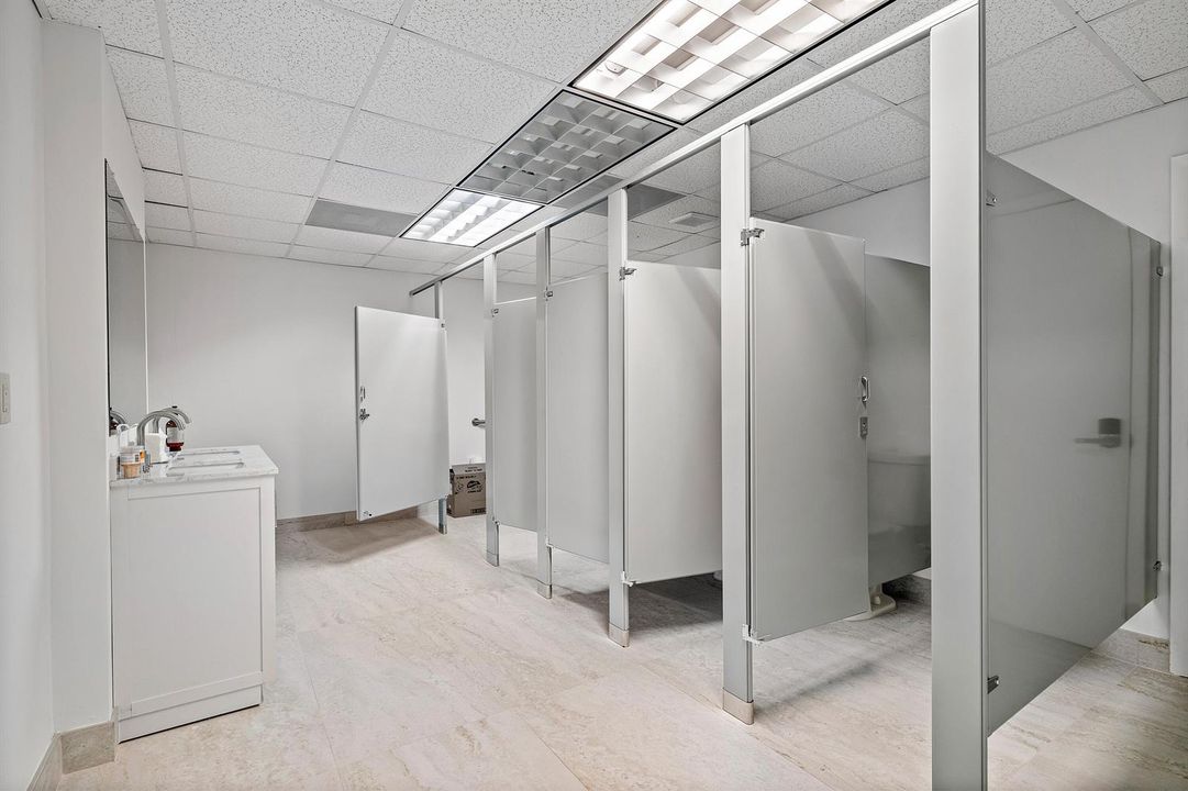 008-555Southwest12thAvenue-PompanoBeach-