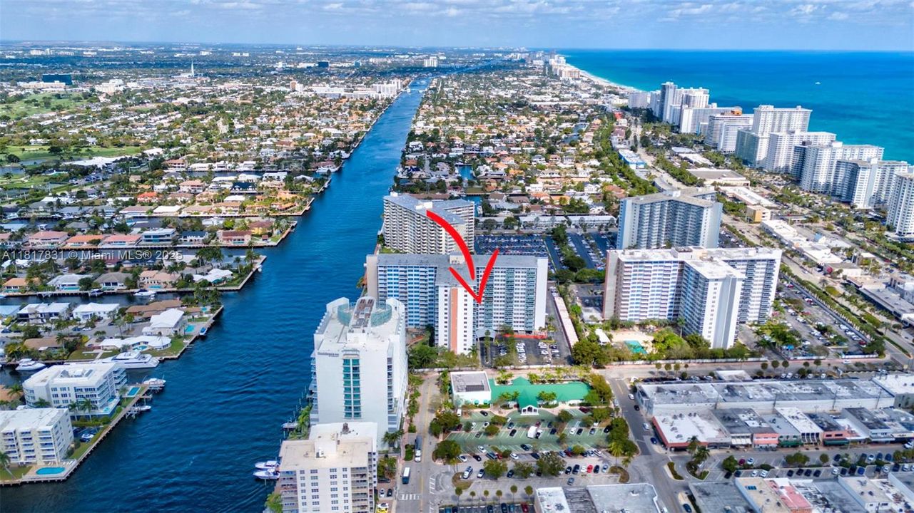 For Sale: $219,000 (1 beds, 1 baths, 781 Square Feet)