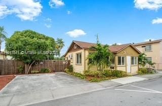 待售: $675,000 (0 贝兹, 0 浴室, 1359 平方英尺)