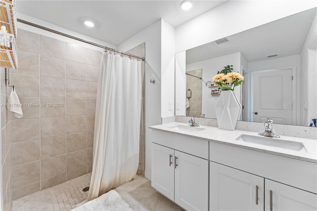 Недавно арендовано: $1,900 (3 спален, 2 ванн, 0 Квадратных фут)