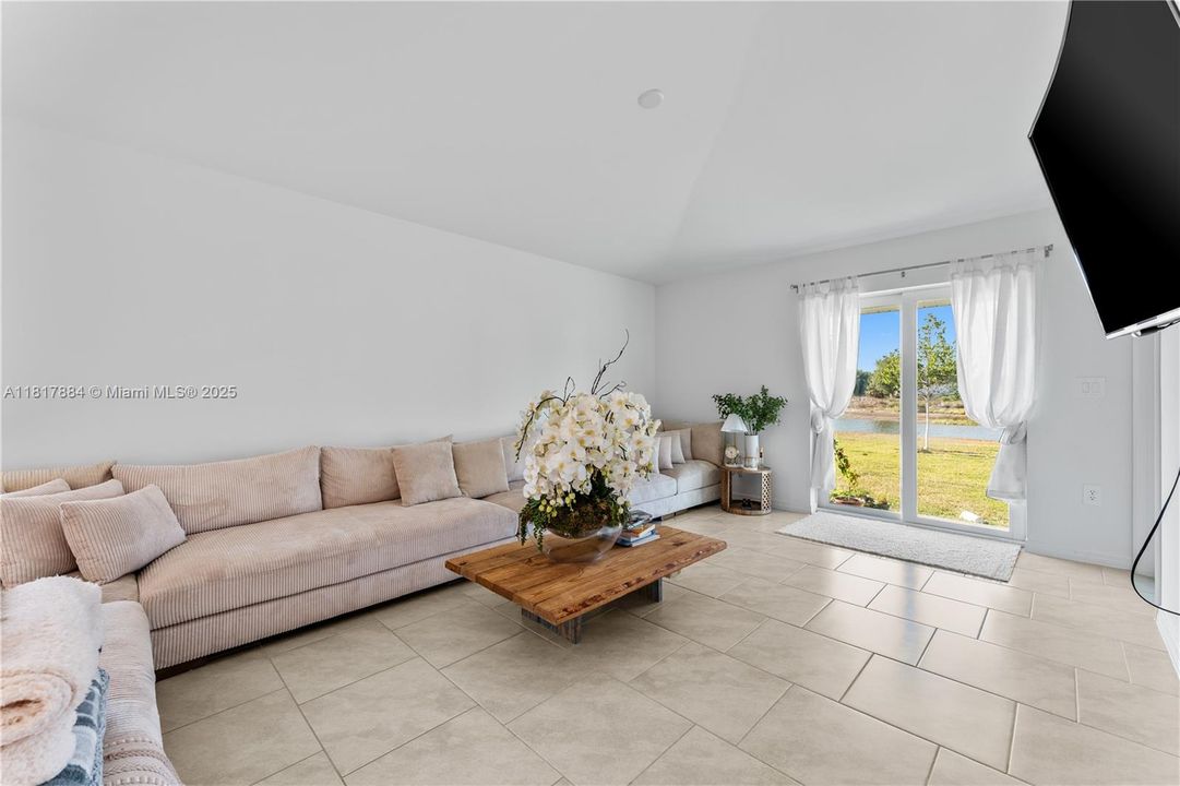 Недавно арендовано: $1,900 (3 спален, 2 ванн, 0 Квадратных фут)