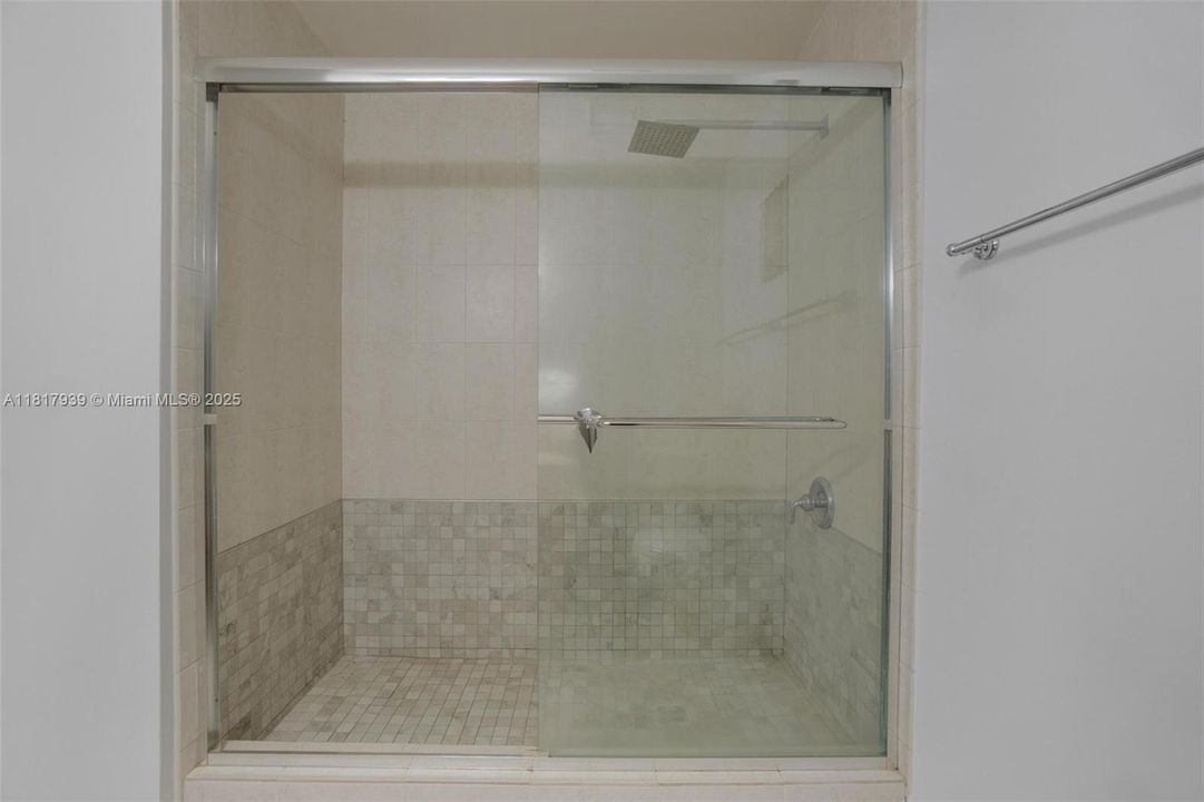 待售: $580,000 (3 贝兹, 2 浴室, 1712 平方英尺)