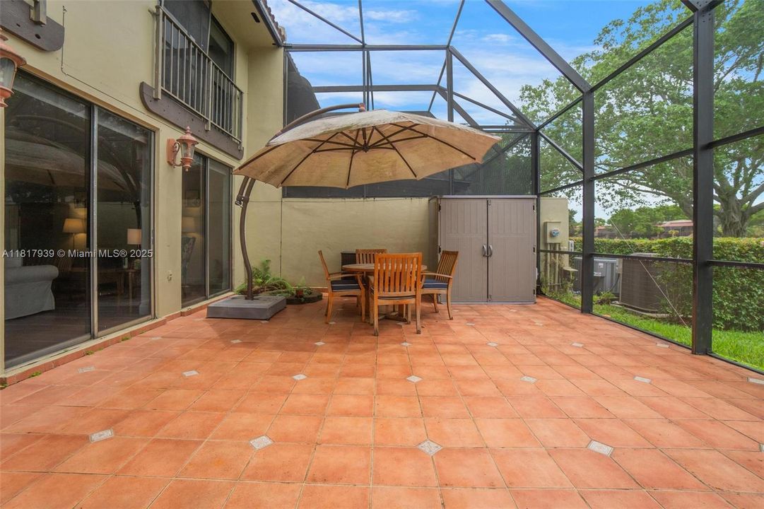 待售: $580,000 (3 贝兹, 2 浴室, 1712 平方英尺)