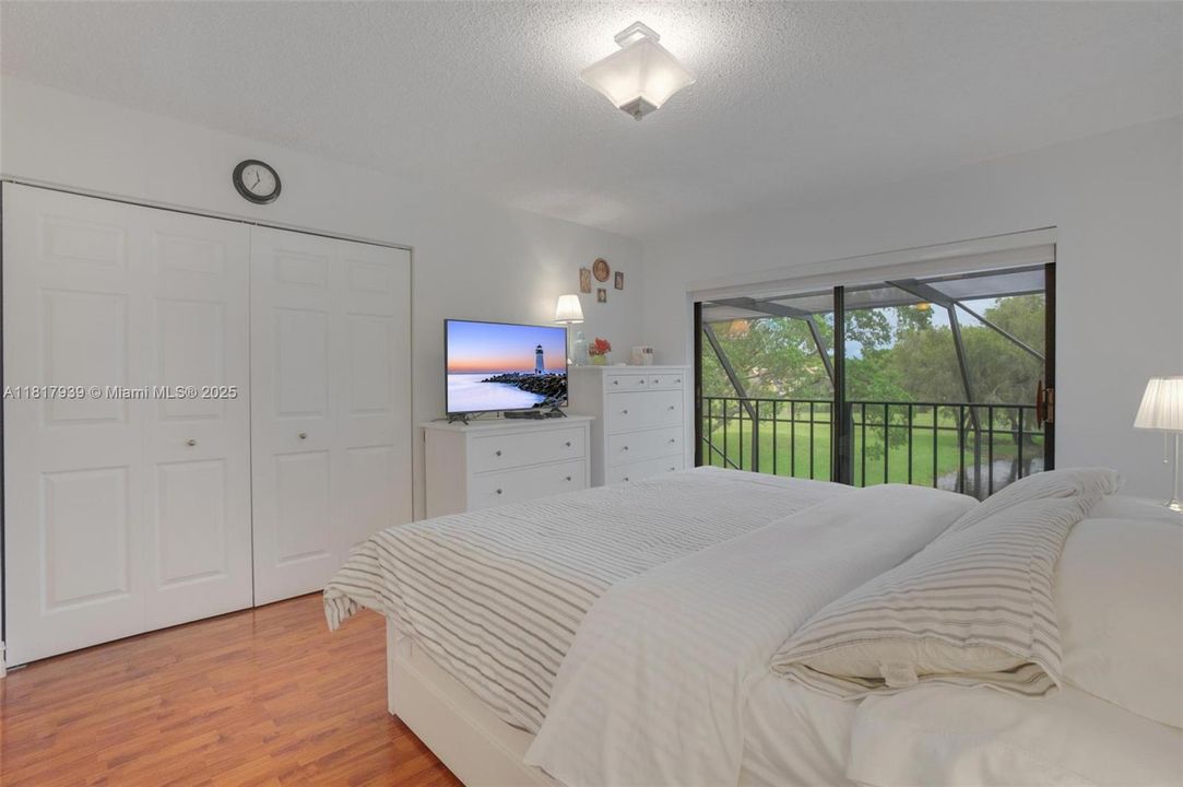 待售: $580,000 (3 贝兹, 2 浴室, 1712 平方英尺)