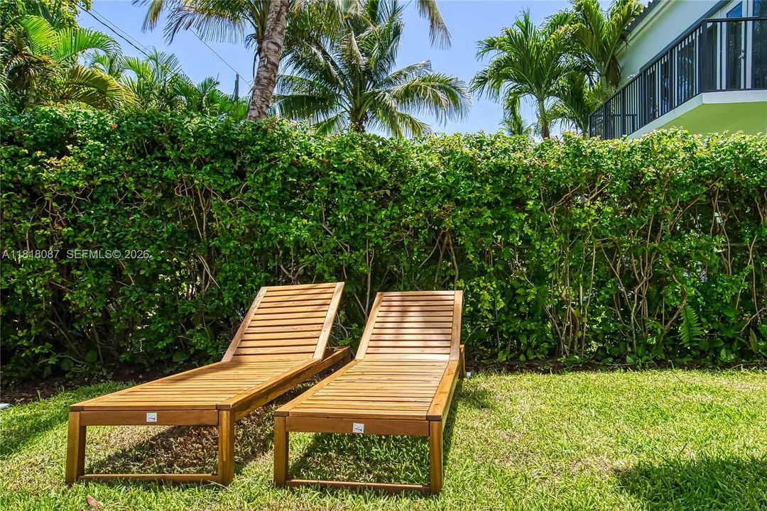 待售: $2,600,000 (5 贝兹, 3 浴室, 2352 平方英尺)