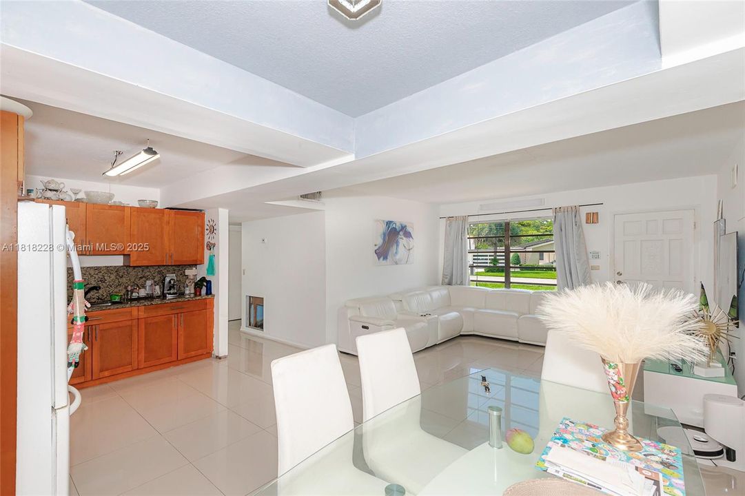 Active With Contract: $2,600,000 (6 beds, 2 baths, 3950 Square Feet)