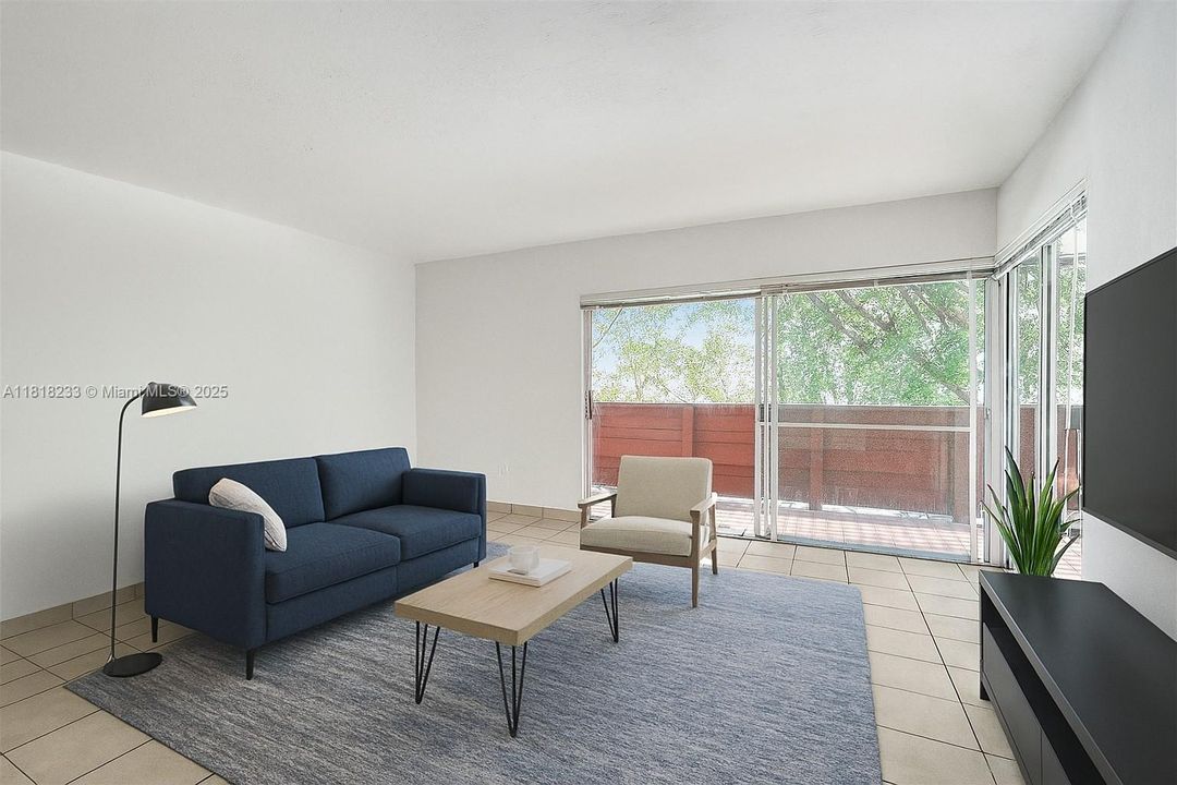 Vendido Recientemente: $370,000 (2 camas, 2 baños, 1180 Pies cuadrados)