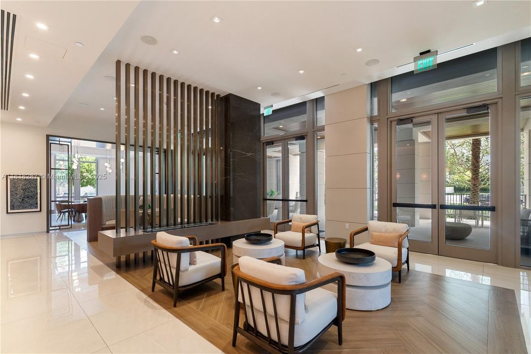 Active With Contract: $15,500 (3 beds, 3 baths, 2732 Square Feet)