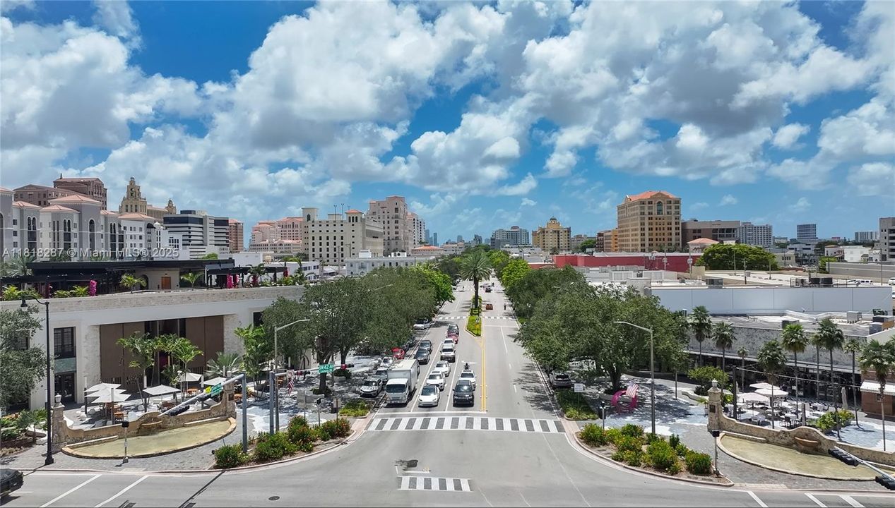 Active With Contract: $15,500 (3 beds, 3 baths, 2732 Square Feet)