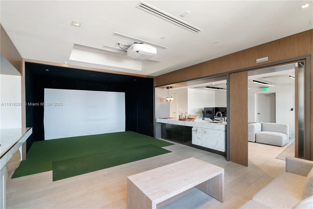 Active With Contract: $15,500 (3 beds, 3 baths, 2732 Square Feet)