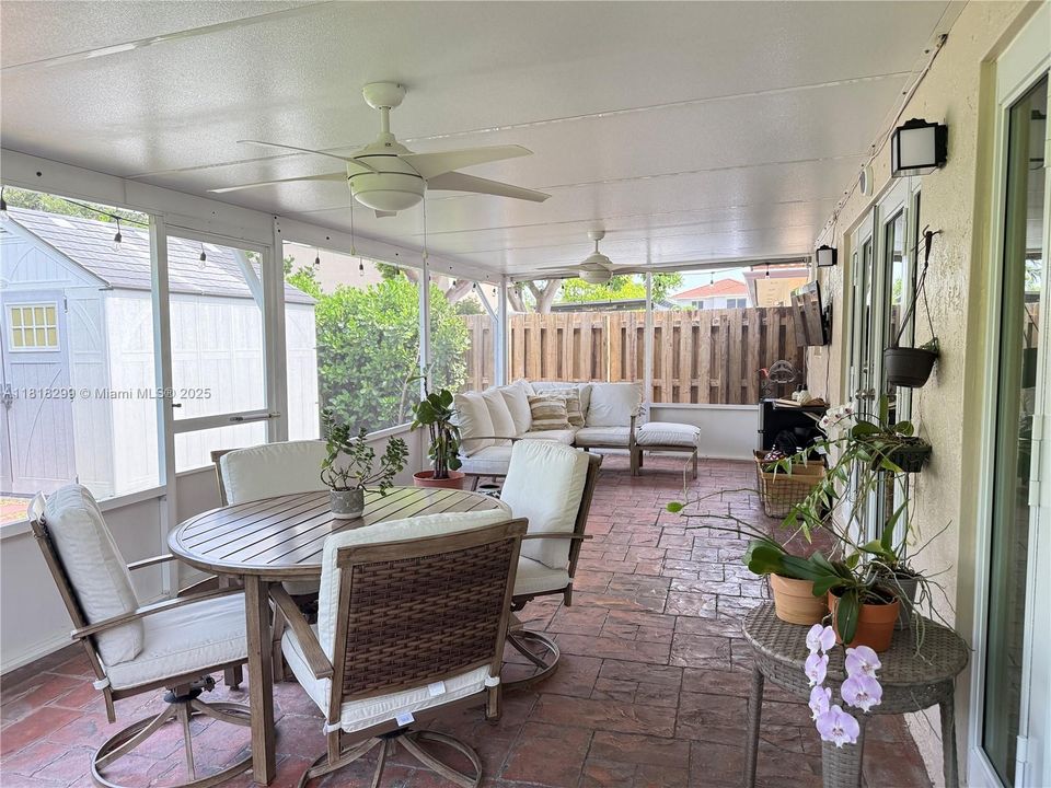 Covered/Screened Patio