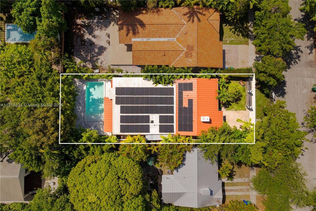 Недавно продано: $1,849,000 (4 спален, 3 ванн, 2614 Квадратных фут)