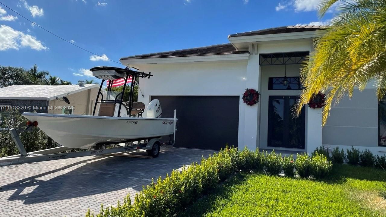 待售: $1,449,000 (4 贝兹, 3 浴室, 2214 平方英尺)