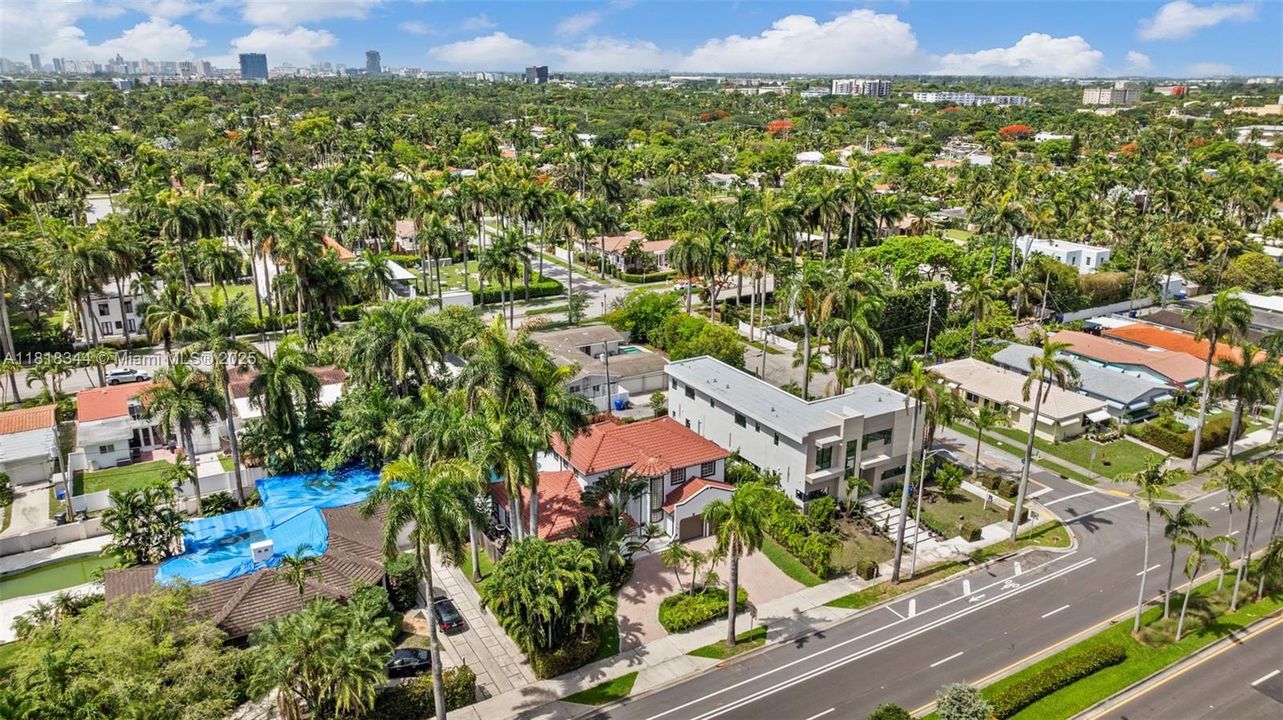 Activo con contrato: $1,850,000 (5 camas, 4 baños, 4281 Pies cuadrados)