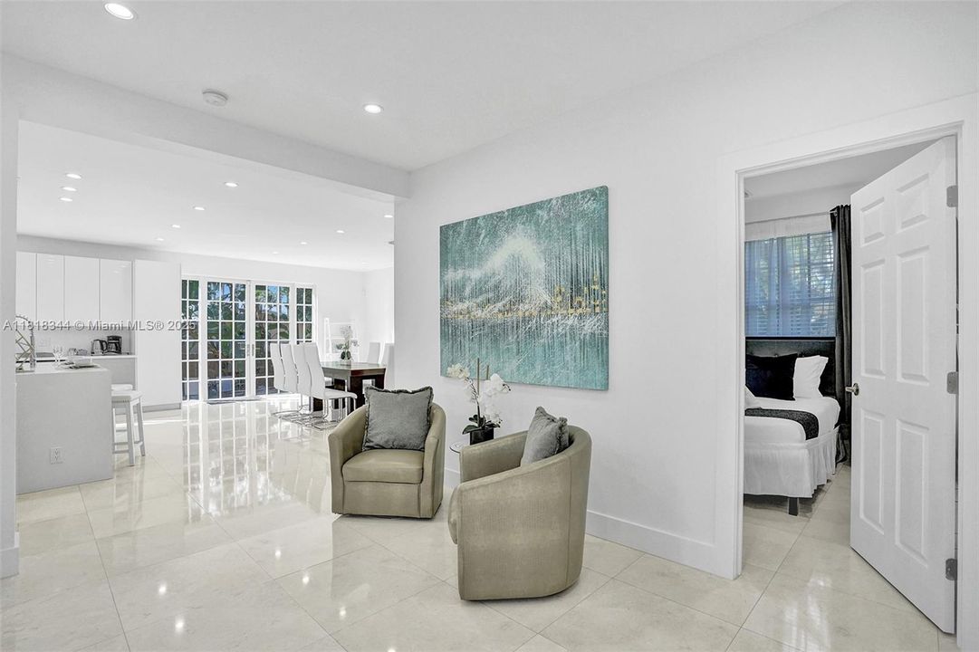 Activo con contrato: $1,850,000 (5 camas, 4 baños, 4281 Pies cuadrados)