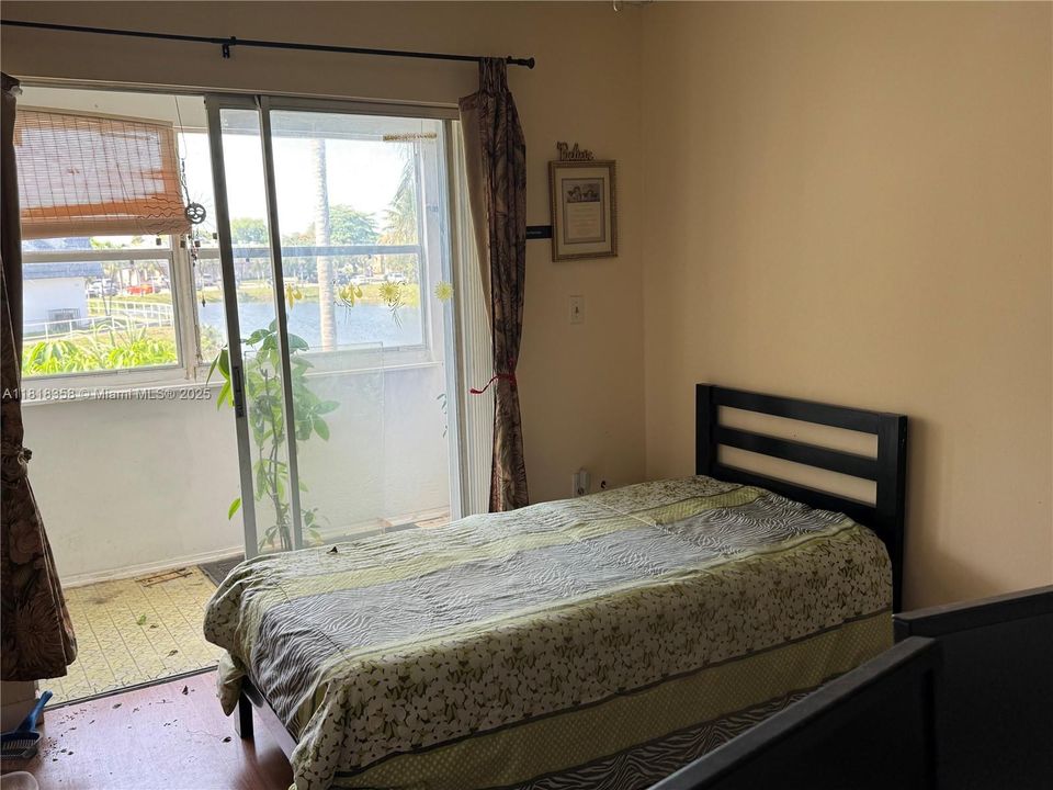 En Venta: $180,000 (2 camas, 2 baños, 1041 Pies cuadrados)