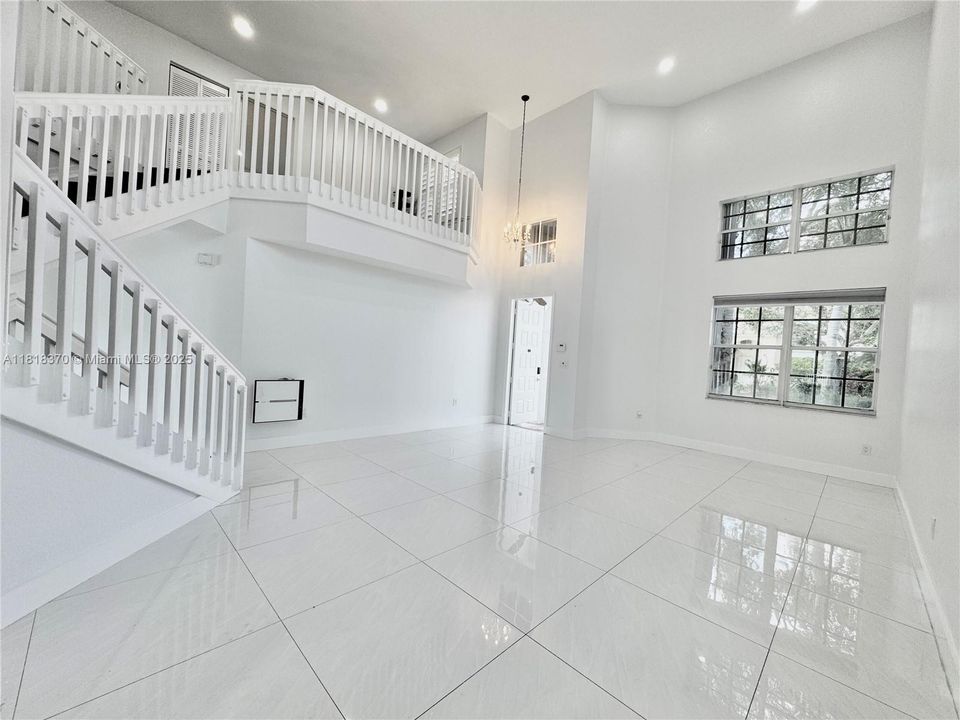 最近租的: $7,000 (4 贝兹, 3 浴室, 3120 平方英尺)