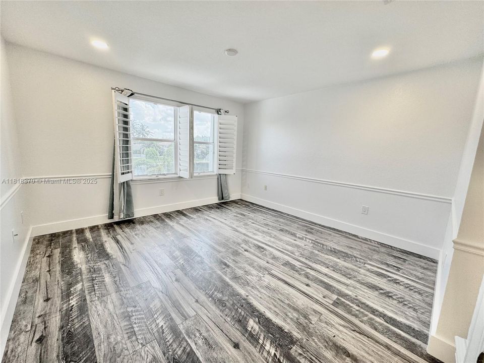 最近租的: $7,000 (4 贝兹, 3 浴室, 3120 平方英尺)