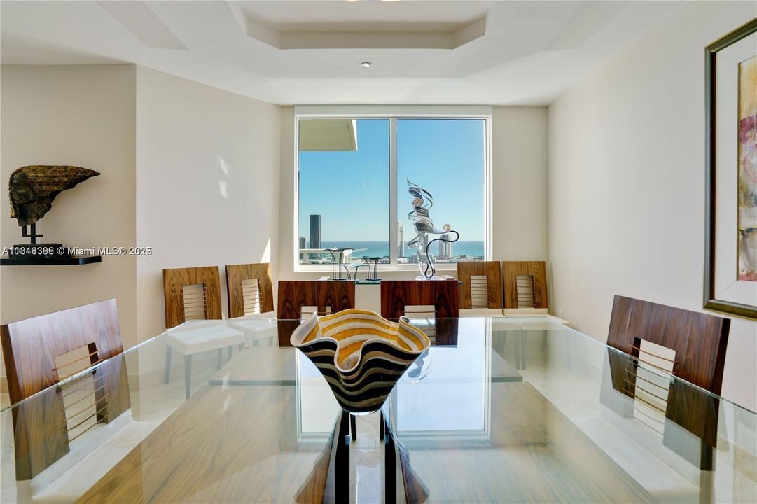 待售: $2,250,000 (3 贝兹, 3 浴室, 3400 平方英尺)