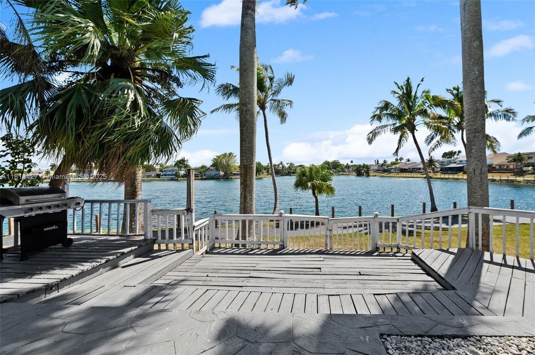 Recently Sold: $680,000 (4 beds, 2 baths, 1808 Square Feet)