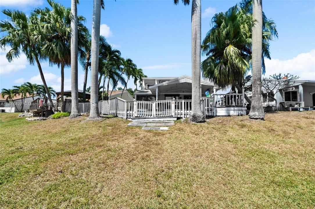 Recently Sold: $680,000 (4 beds, 2 baths, 1808 Square Feet)