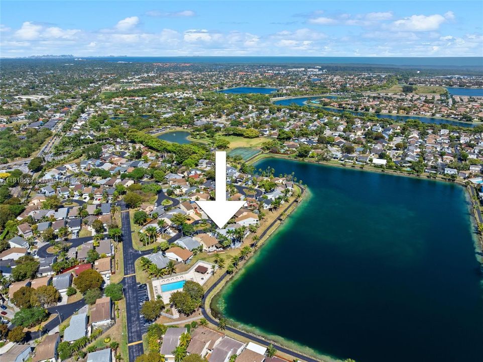 Recently Sold: $680,000 (4 beds, 2 baths, 1808 Square Feet)