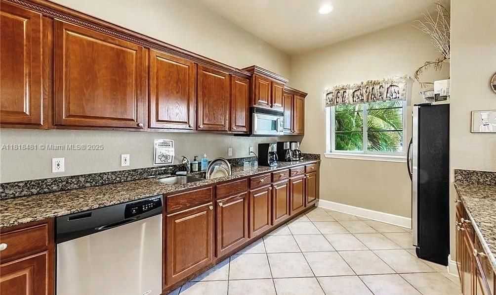 Recently Sold: $164,900 (2 beds, 2 baths, 0 Square Feet)