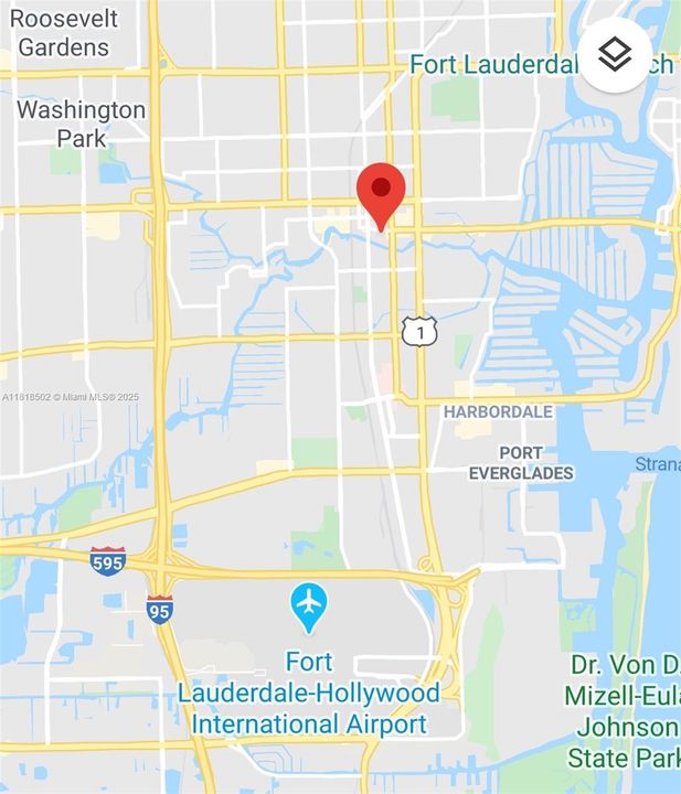 Active With Contract: $2,275,000 (3 beds, 3 baths, 2726 Square Feet)