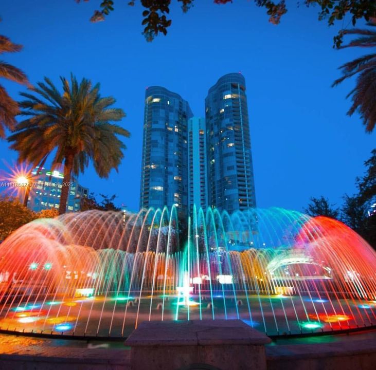 Active With Contract: $2,275,000 (3 beds, 3 baths, 2726 Square Feet)