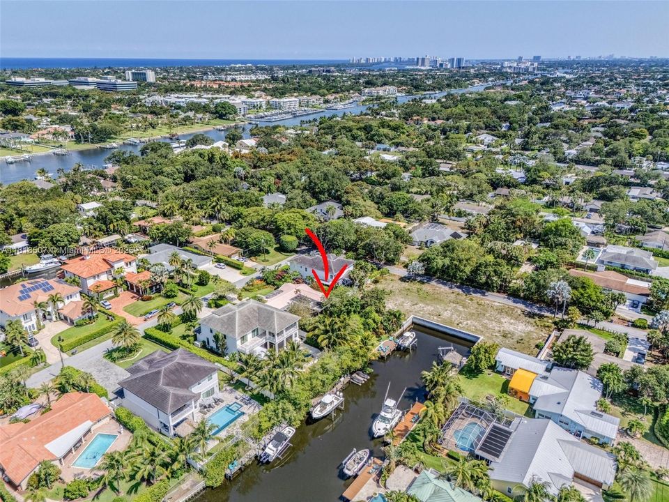 На продажу: $2,999,900 (3 спален, 3 ванн, 2501 Квадратных фут)