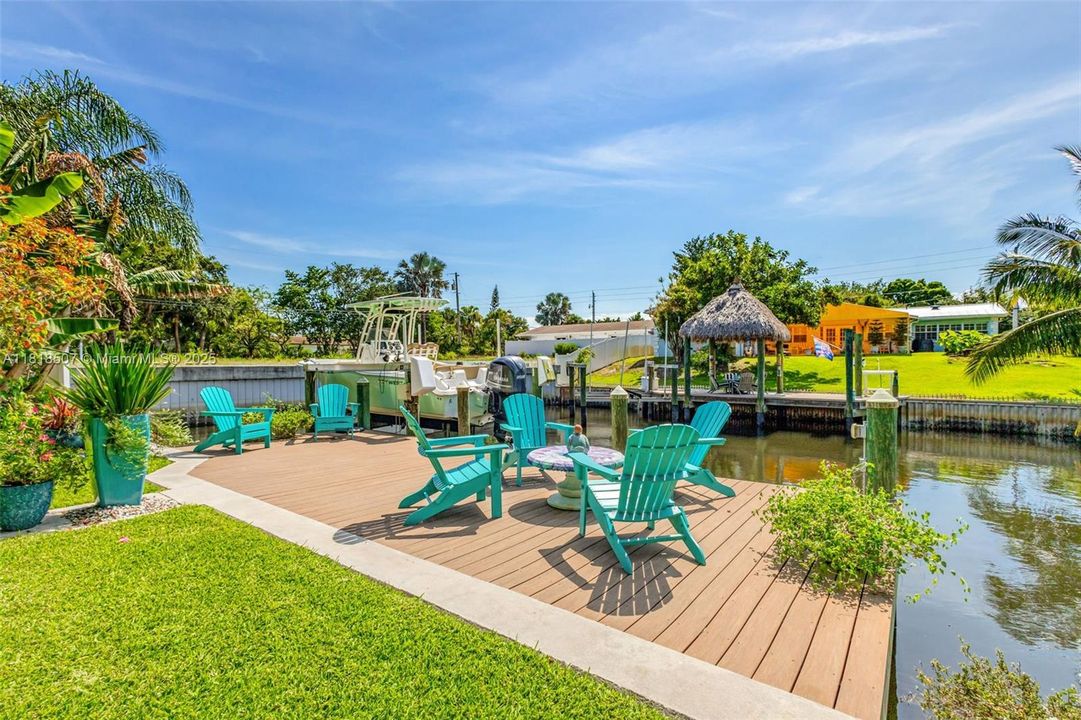 На продажу: $2,999,900 (3 спален, 3 ванн, 2501 Квадратных фут)