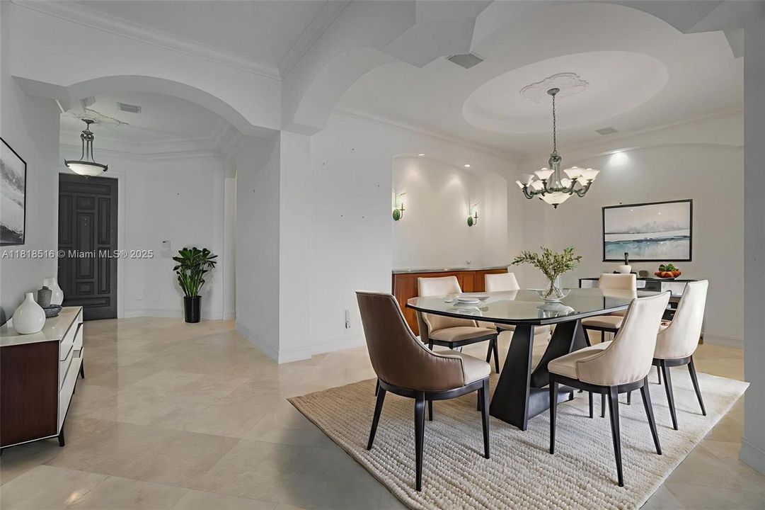 Vendido Recientemente: $2,150,000 (3 camas, 3 baños, 2884 Pies cuadrados)