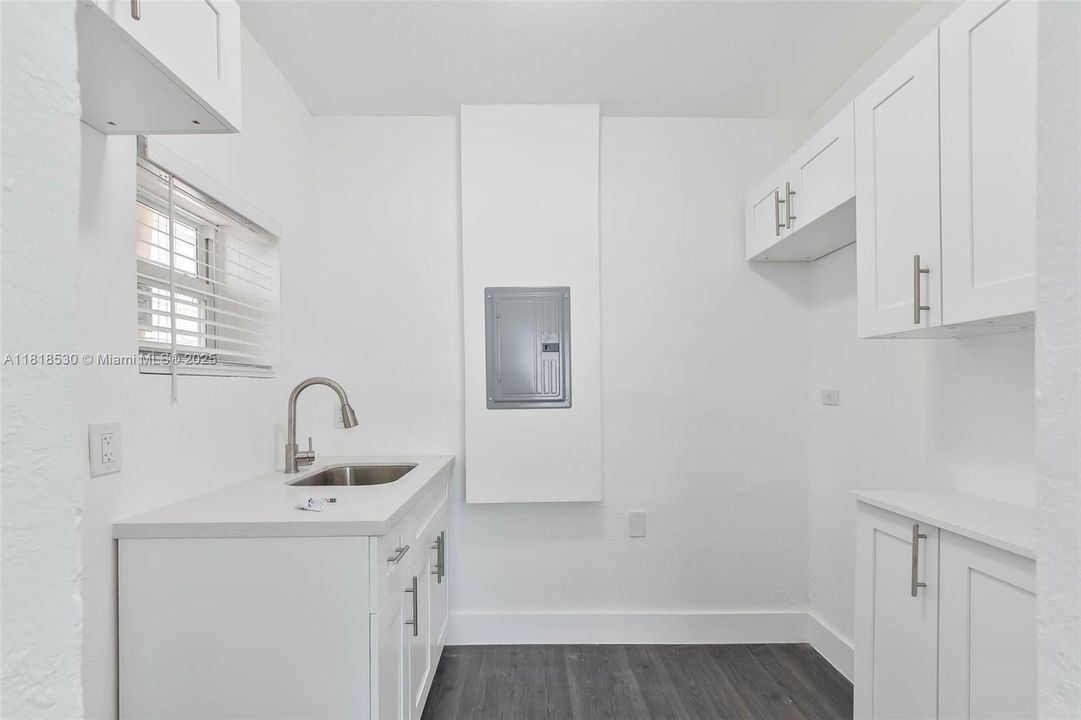 На продажу: $1,500,000 (0 спален, 0 ванн, 0 Квадратных фут)