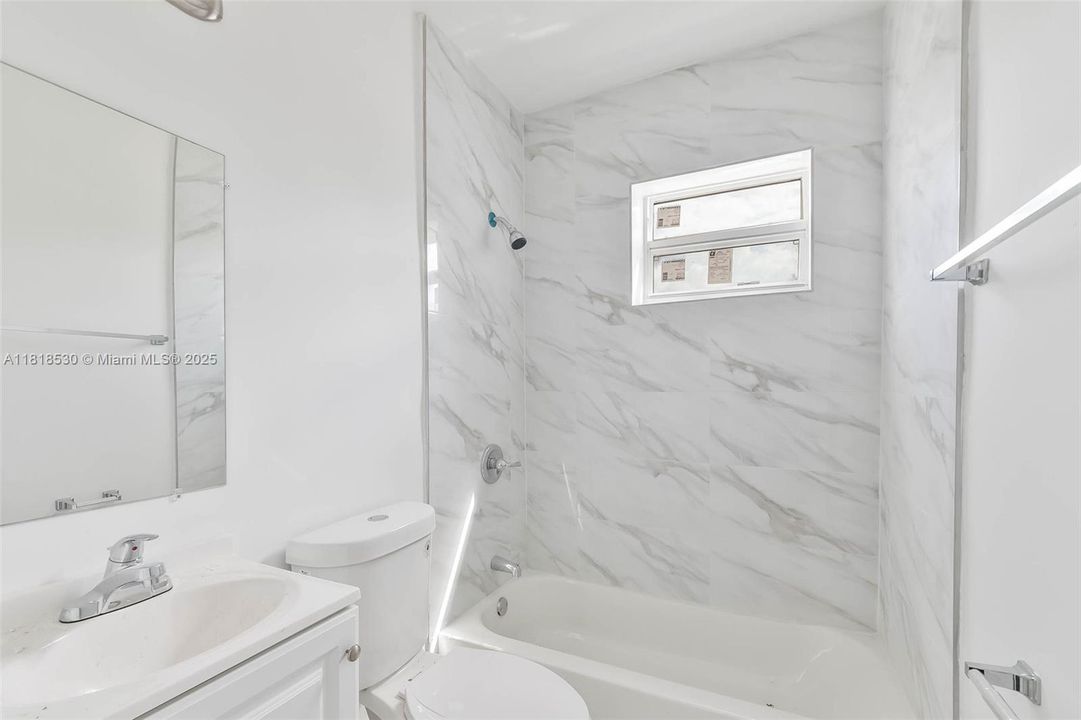 На продажу: $1,500,000 (0 спален, 0 ванн, 0 Квадратных фут)