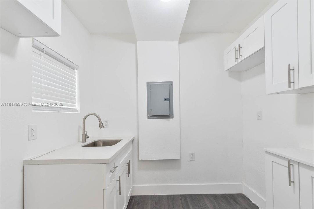 На продажу: $1,500,000 (0 спален, 0 ванн, 0 Квадратных фут)