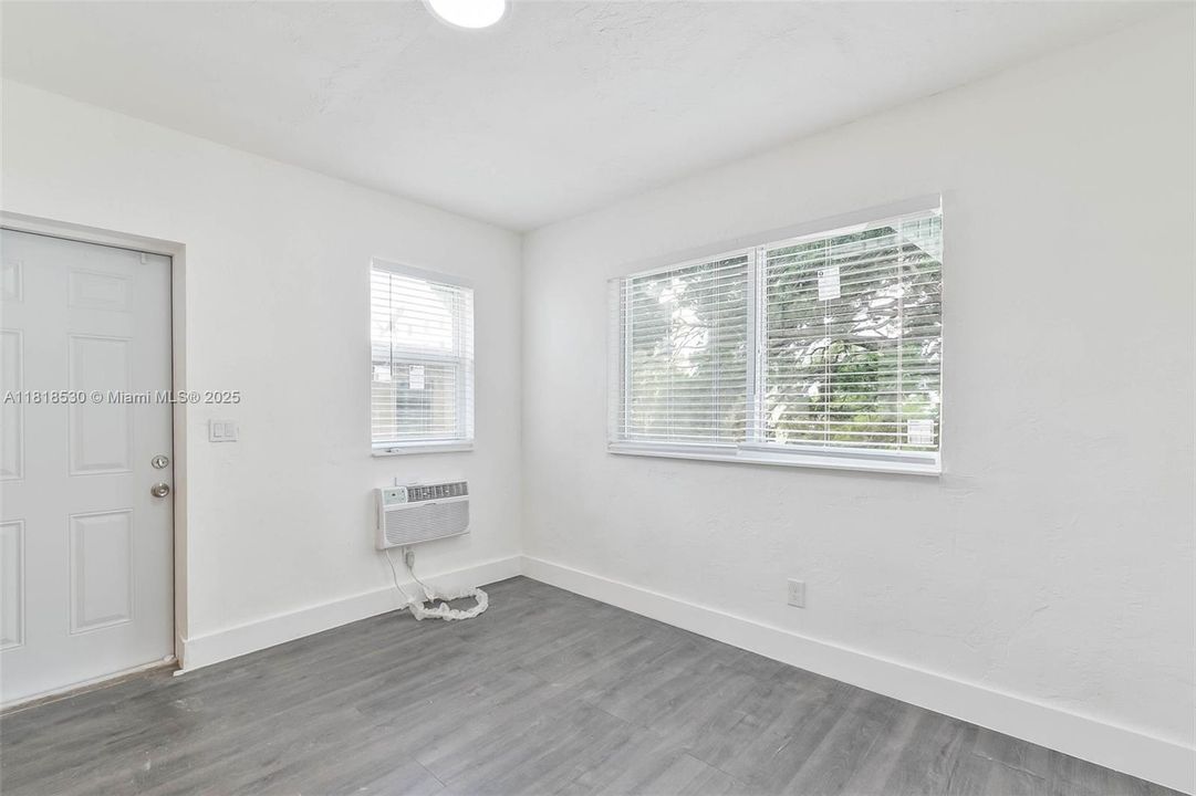 На продажу: $1,500,000 (0 спален, 0 ванн, 0 Квадратных фут)