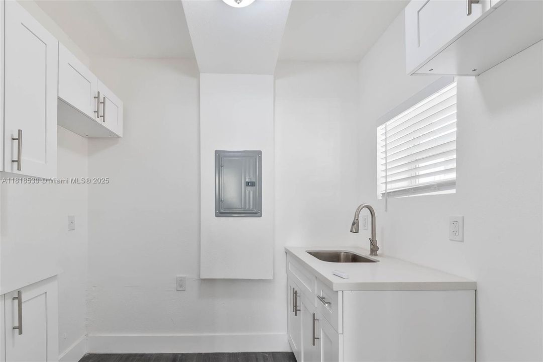 На продажу: $1,500,000 (0 спален, 0 ванн, 0 Квадратных фут)