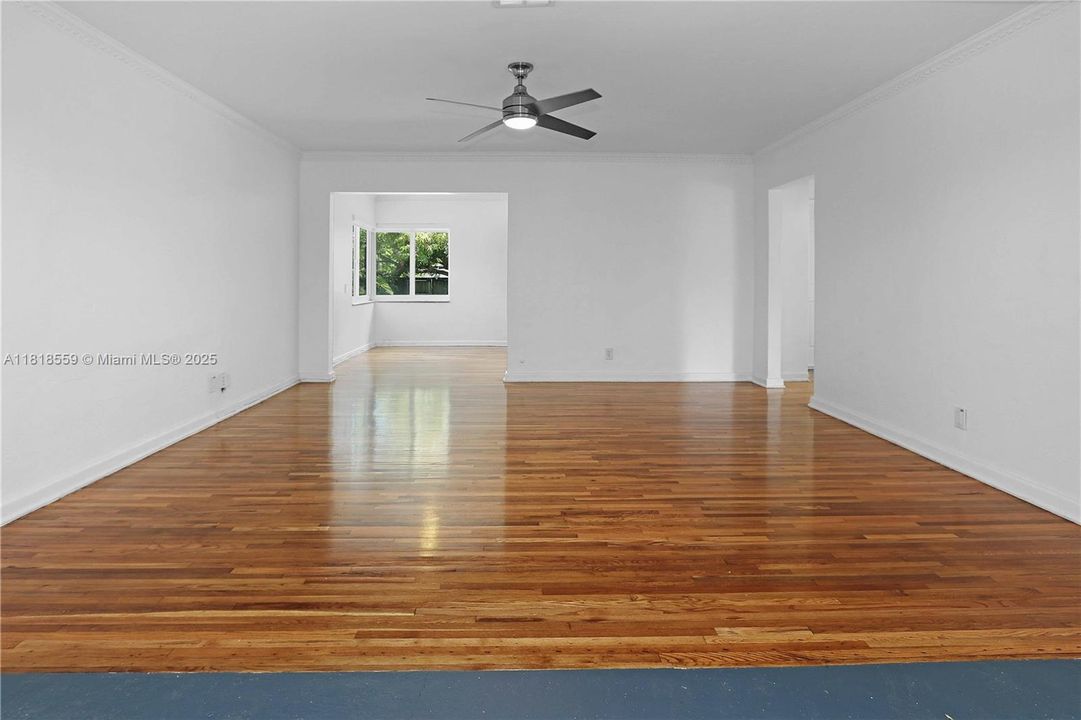 最近售出: $549,000 (2 贝兹, 2 浴室, 1429 平方英尺)