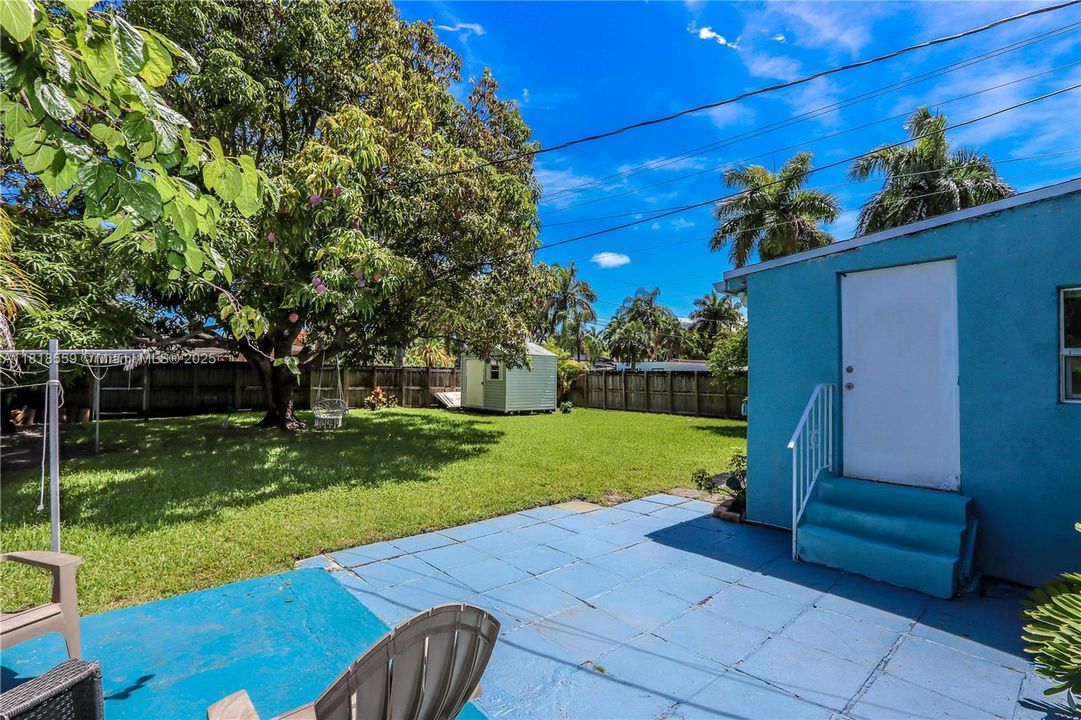 最近售出: $549,000 (2 贝兹, 2 浴室, 1429 平方英尺)