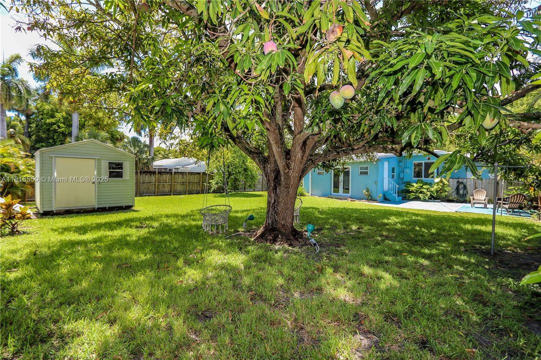 最近售出: $549,000 (2 贝兹, 2 浴室, 1429 平方英尺)