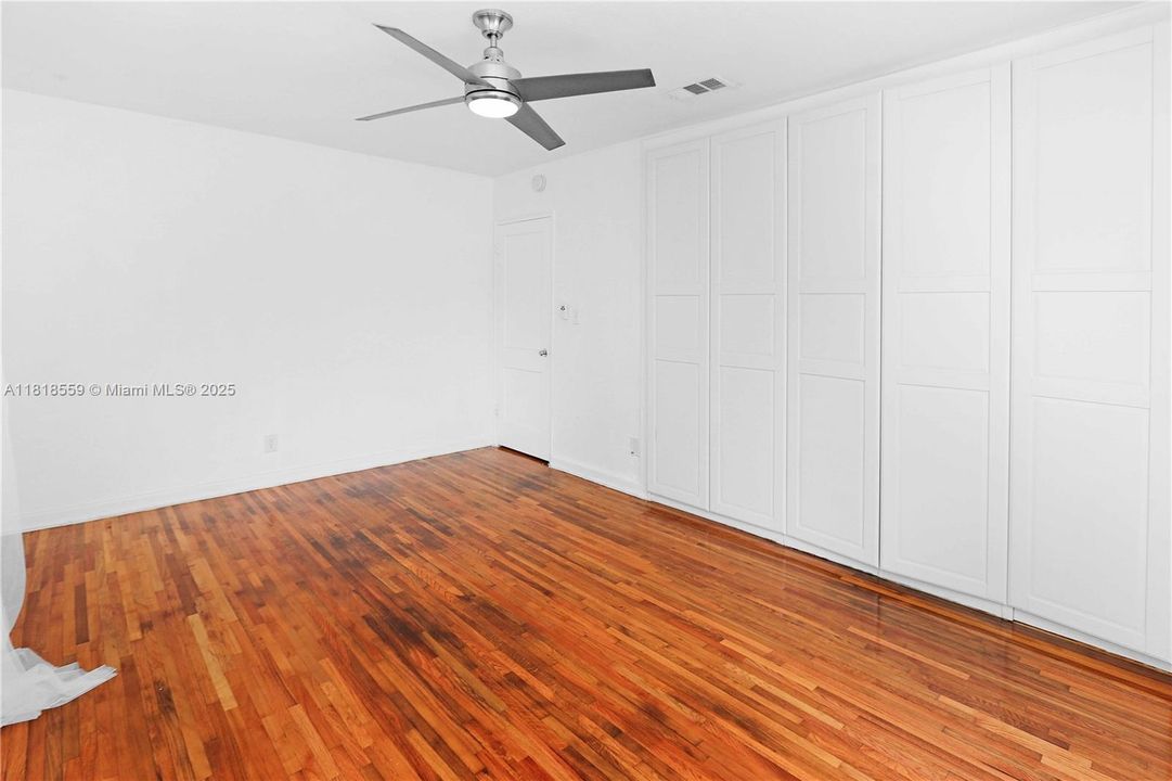 最近售出: $549,000 (2 贝兹, 2 浴室, 1429 平方英尺)