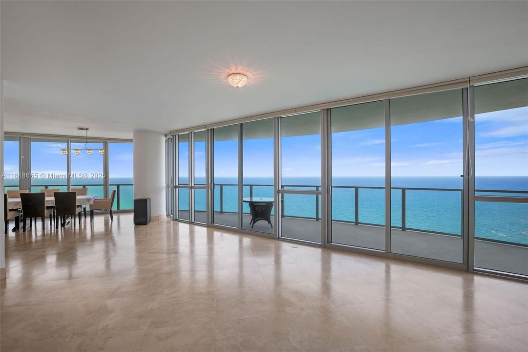 En Venta: $3,250,000 (3 camas, 3 baños, 3091 Pies cuadrados)