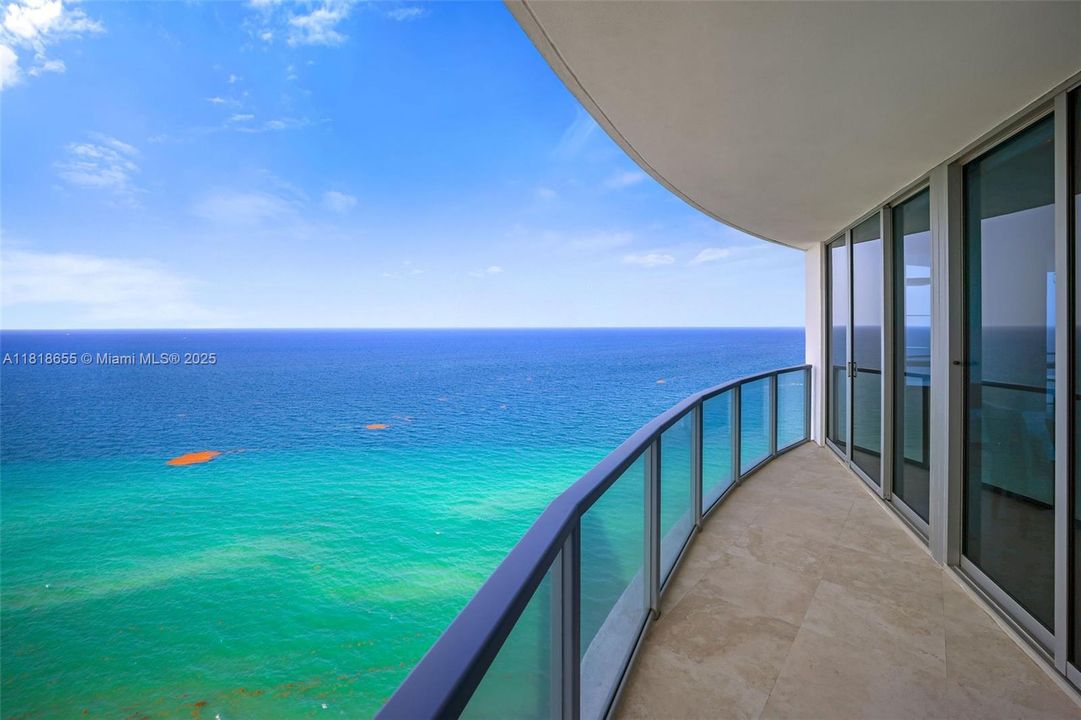 En Venta: $3,250,000 (3 camas, 3 baños, 3091 Pies cuadrados)