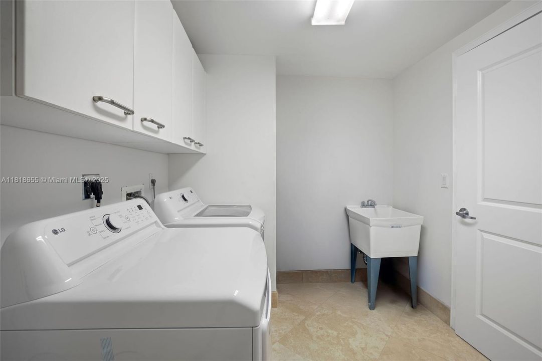 En Venta: $3,250,000 (3 camas, 3 baños, 3091 Pies cuadrados)