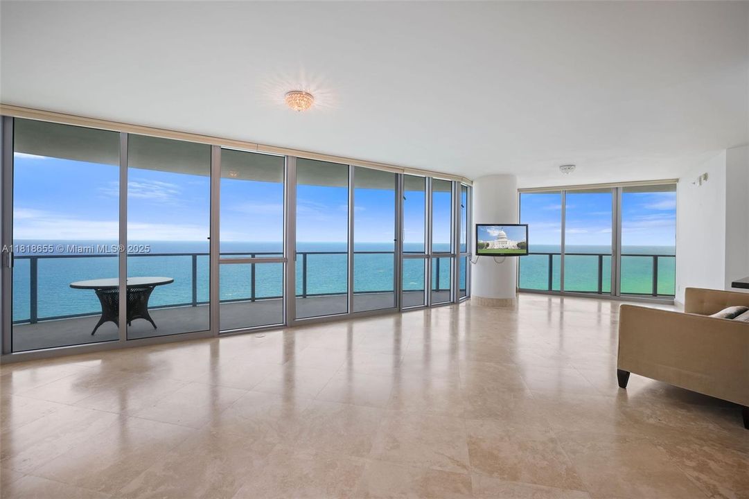En Venta: $3,250,000 (3 camas, 3 baños, 3091 Pies cuadrados)